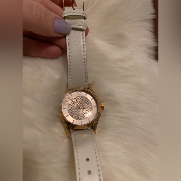 Authentic COACH Rose Gold Dial Signature C WATCH Ivory Genuine Leather Band - Picture 12 of 16